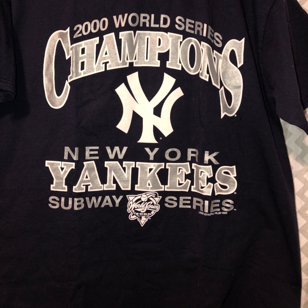 Vintage 2000s New York Yankees World Series Shirt
